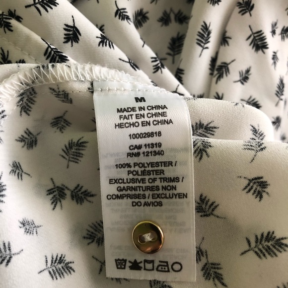 🌿2/20 Leaf pattern blouse - Picture 3 of 4